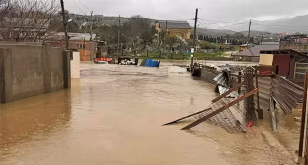 Flooding in Makhachkala, March 30, 2026. Photo from Mayor Dzhambulat Salavov's Telegram channel.