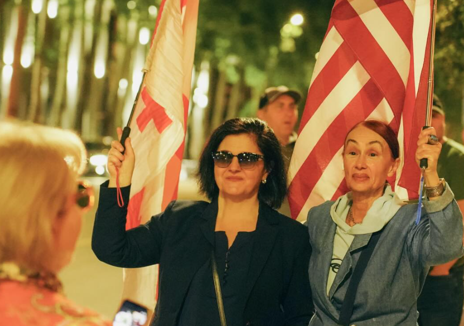 Protesters in Tbilisi. Screenshot of a photo by Mo Se from June 3, 2026, https://www.facebook.com/photo?fbid=4329101807404558&set=pcb.4329101960737876 (Meta, the company that owns the social network, is banned in Russia).
