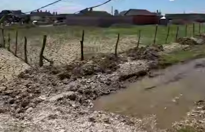 A still of the situation in the village of Kadyrotar after the flooding in Dagestan. Photo: Mash Gor/Telegram channel A still of the situation in the village of Kadyrotar after the flooding in Dagestan. Photo: Mash Gor/Telegram channel