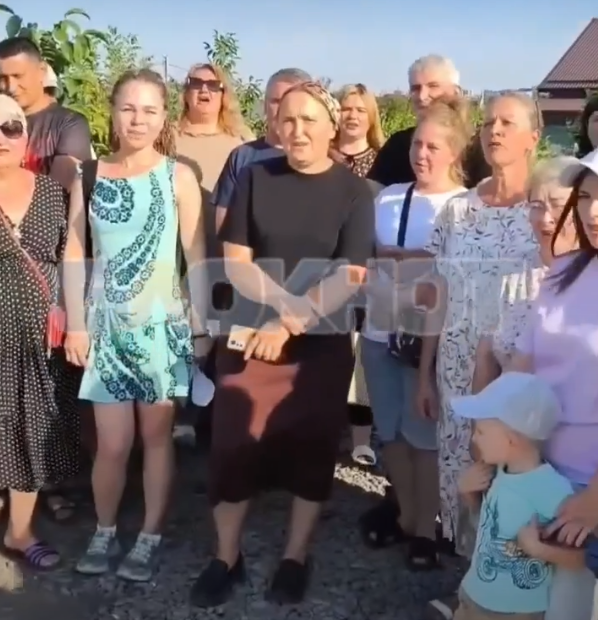 Frame from the video appeal of the residents of the village of Yuzhny in the Rostov region to Bastrykin. Photo: Bloknot Rostov-on-Don / VKontakte