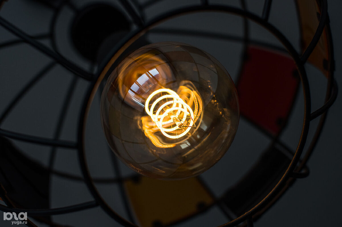 Electricity. Photo by Elena Sineok, "Yuga.ru"