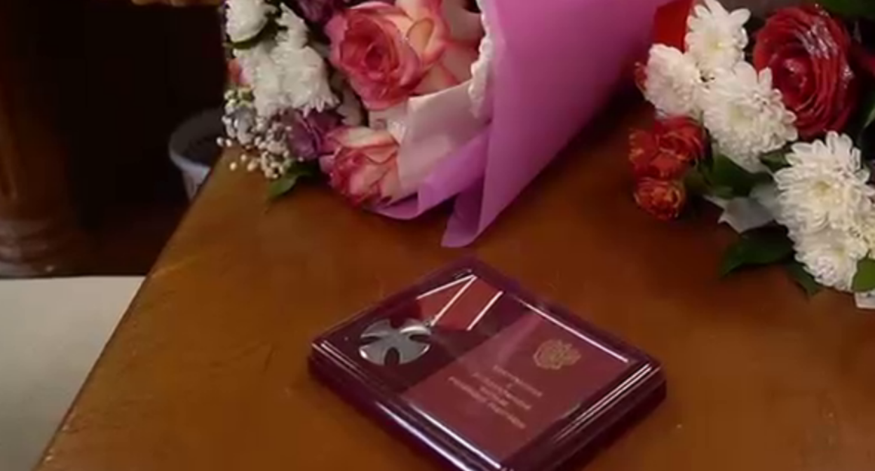 Order of Iramazan Rabazanov. Still frame from a video from the Telegram channel of the Kayakent district administration dated 03.09.26, https://t.me/kayakentrayon/29731