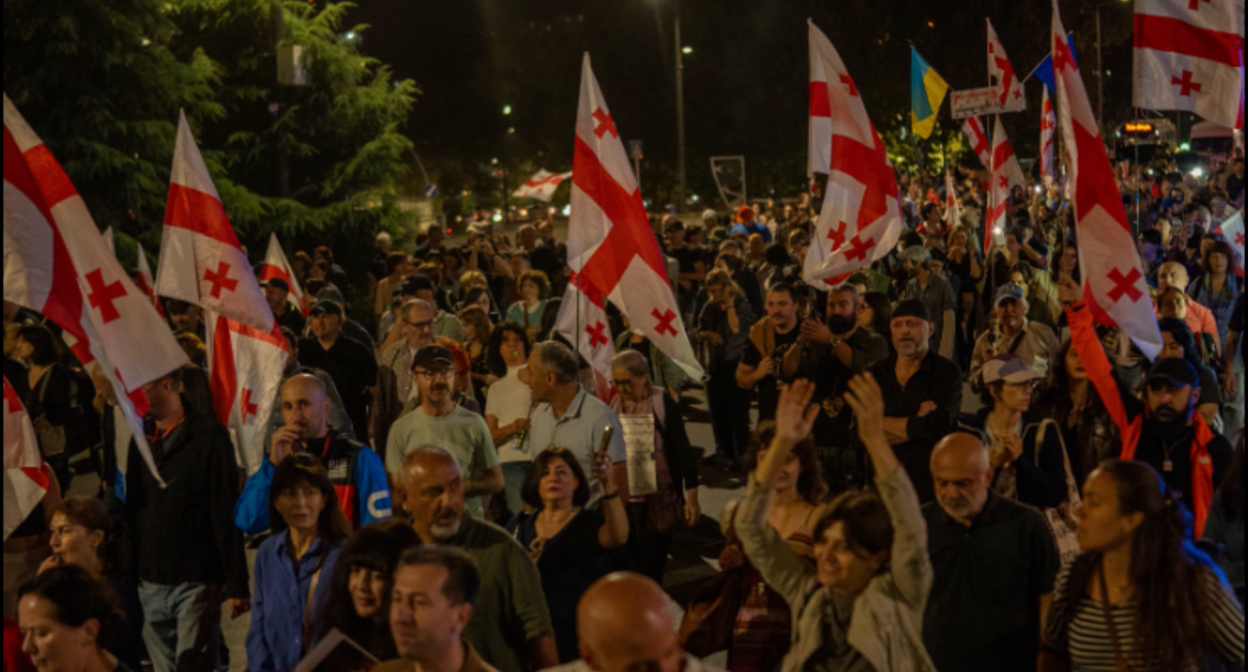 March in Tbilisi. Screenshot from Publika photo dated 26.09.26, https://www.facebook.com/photo/?fbid=1881655053234036&set=pcb.1881655233234018 (the activities of the Meta company, which owns the social network, are banned in Russia). March in Tbilisi. Screenshot from Publika photo dated 26.09.26, https://www.facebook.com/photo/?fbid=1881655053234036&set=pcb.1881655233234018 (the activities of the Meta company, which owns the social network, are banned in Russia).